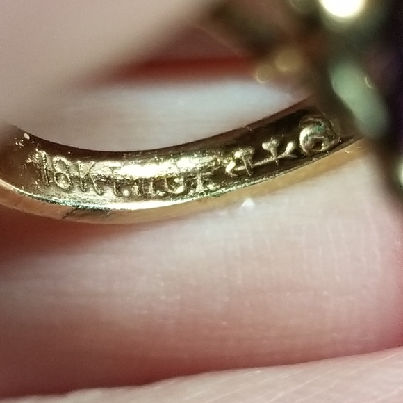 Relisted -Vintage purple gems ring 18k HGE cluster gold tone cocktail statement - Picture 15 of 15